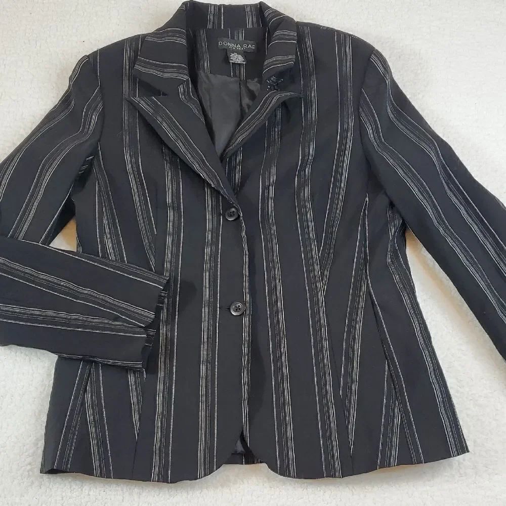 Donna Rae New York Black Suit Jacket with Pinstripes and Notched Lapel Size 10